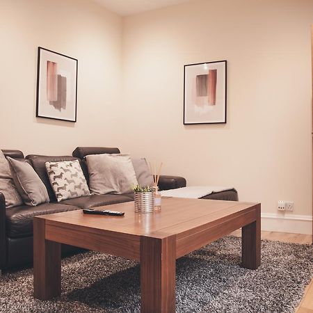 Apartment A Абърдийн Екстериор снимка